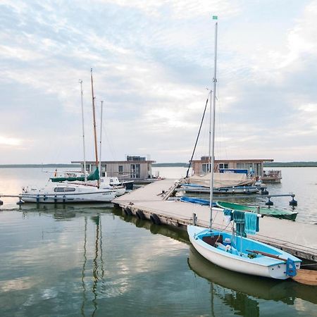 Traumhaff Kuestenchalets - Einzigartige Chalets An Der Ostsee. Ganz Aus Laerchenholz Mit Kamin Und Sauna Vogelsang-Warsin Luaran gambar