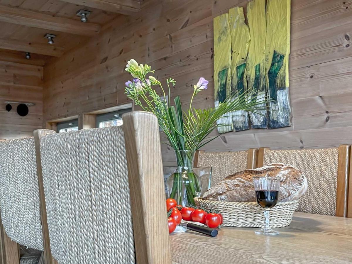 Traumhaff Kuestenchalets - Einzigartige Chalets An Der Ostsee. Ganz Aus Laerchenholz Mit Kamin Und Sauna Vogelsang-Warsin Luaran gambar