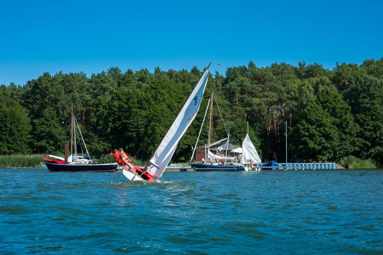 Traumhaff Kuestenchalets - Einzigartige Chalets An Der Ostsee. Ganz Aus Laerchenholz Mit Kamin Und Sauna Vogelsang-Warsin Luaran gambar
